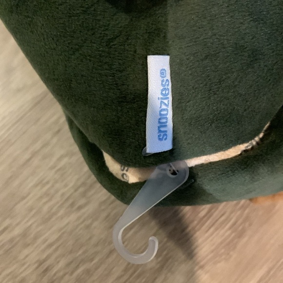 Fantasy Football Snoozies bedroom shoes slippers slip-Ons size 9/10 Loafers NWT - Picture 7 of 15